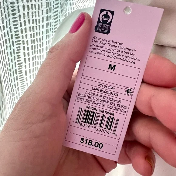 NWT! Wild Fable mock neck long sleeve top. - Picture 3 of 4